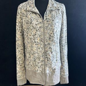 Size 10/12 Lululemon zip up jacket